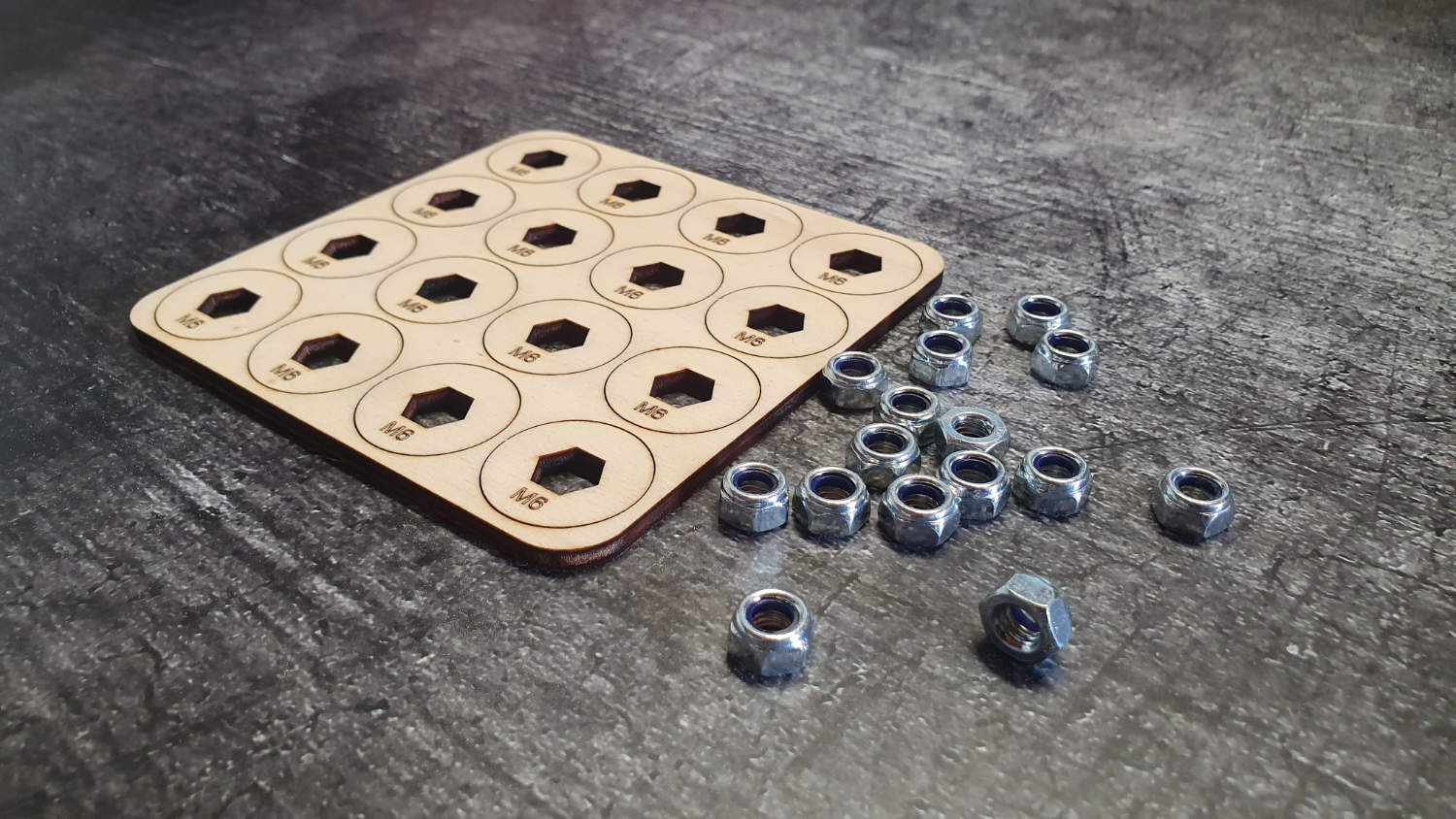 Stoppmutternhalter - M6 - Produkt - Alternative zur Einschlagmutter - RC - Modellbau
